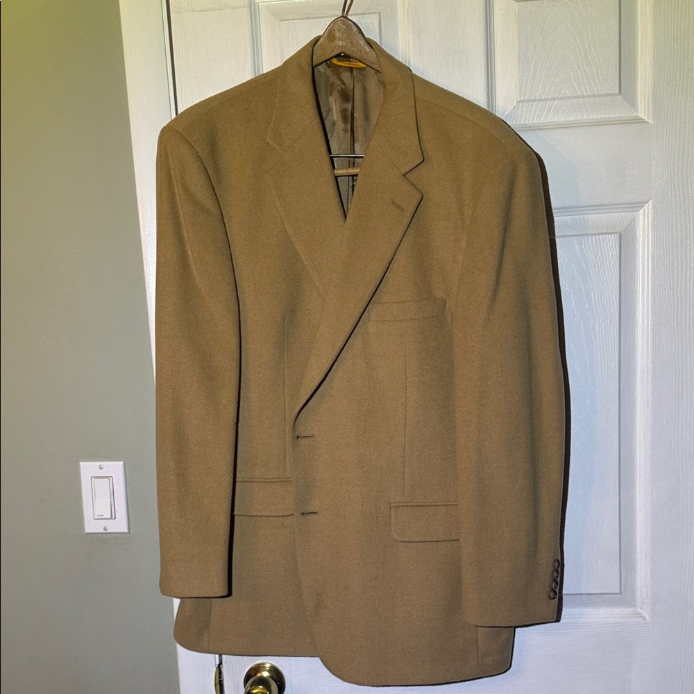 Bill Blass Camel Hair Sport Coat